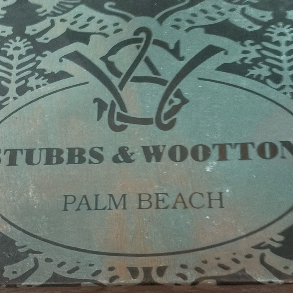 Stubbs & Wootton Black and Gray Design - Picture 2 of 3